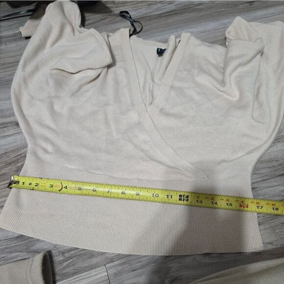 Marciano crossover blush pink blouse size Large - Picture 9 of 10